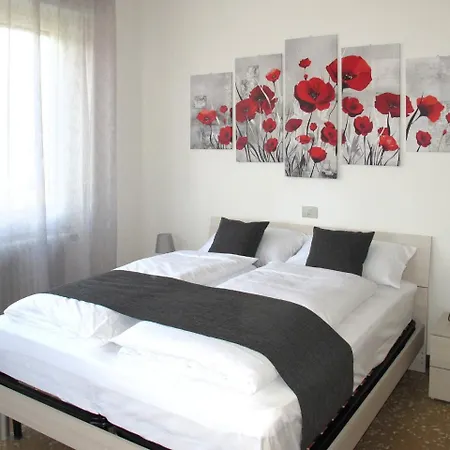 Mari 190s Holiday home *